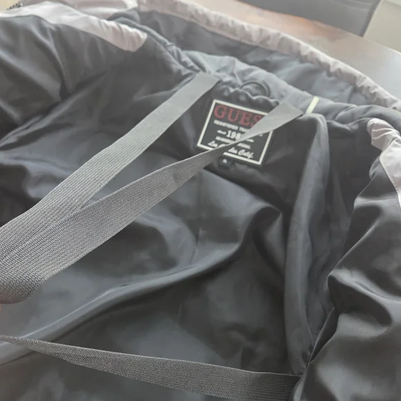 Guess Men's Gray Puffer Ski Snowboard Jacket NWOT Hooded XL Warm Cozy - Picture 5 of 12